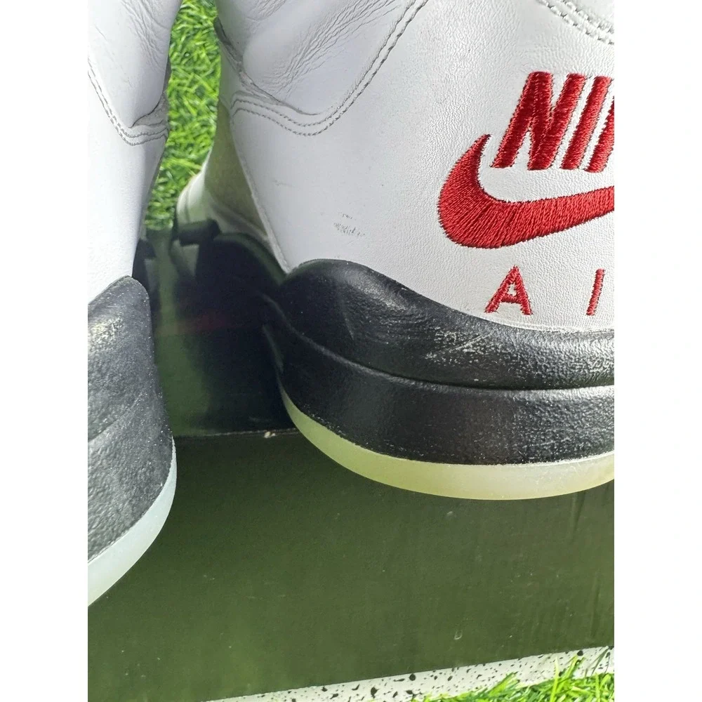 Nike Air Jordan 5 Men's Fire Red Size 13